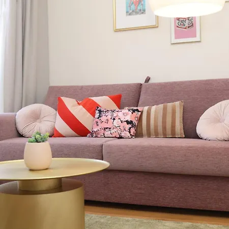 Apartmán De Luxe Pink Lady 4p *