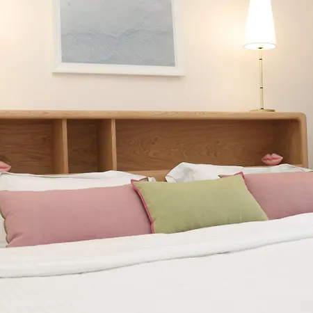 De Luxe Pink Lady 4p Appartement *