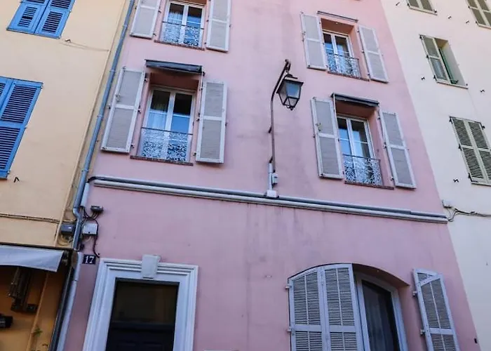 De Luxe Pink Lady 4p * Cannes